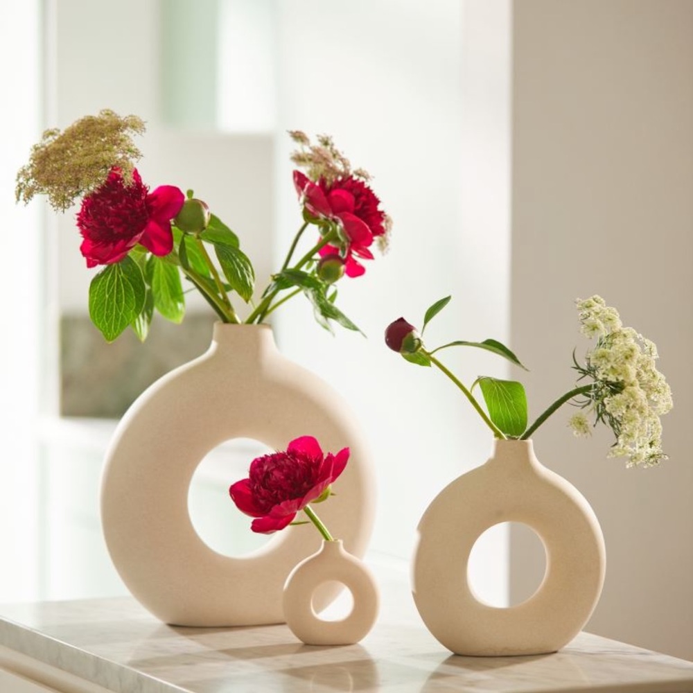 H&M Stoneware Donut Vase Set